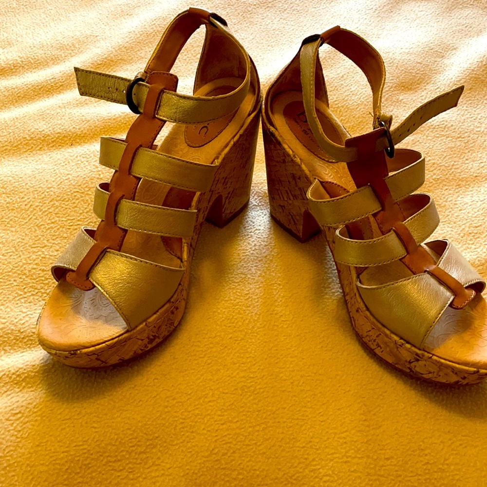 Box cork wedge sandals